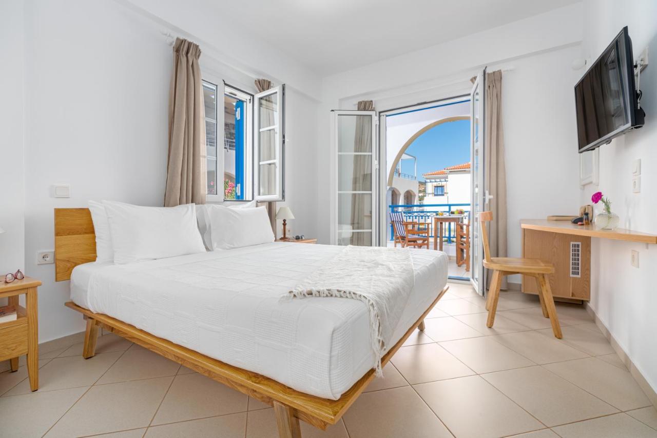 Pelagia Aphrodite Hotel Agia Pelagia  Екстериор снимка